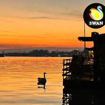 Swan Гостевой дом Белград
