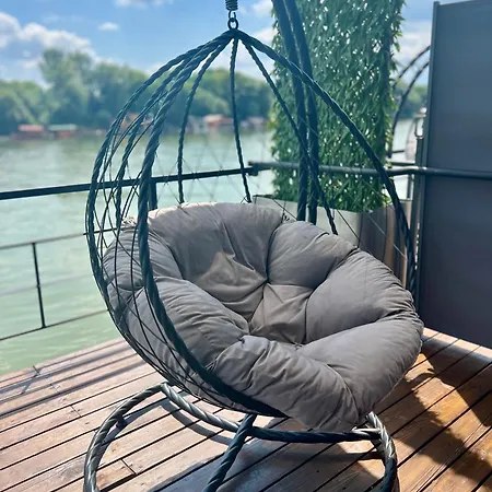 בית הארחה Swan בלגרד